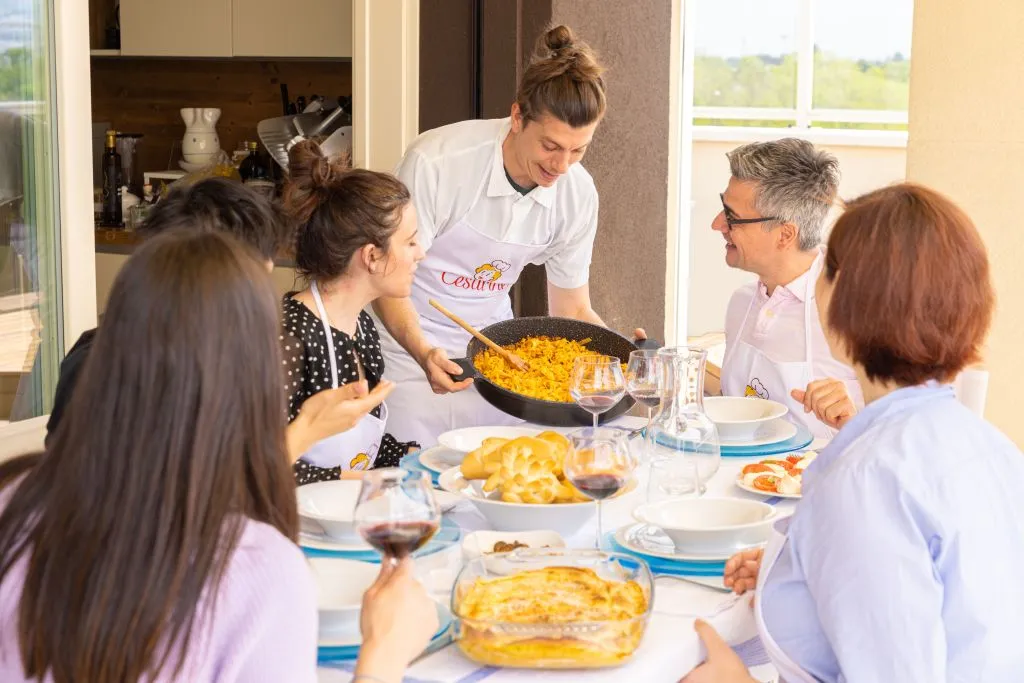 Roma: Tour pelo mercado + aula particular de culinária na casa de um morador
