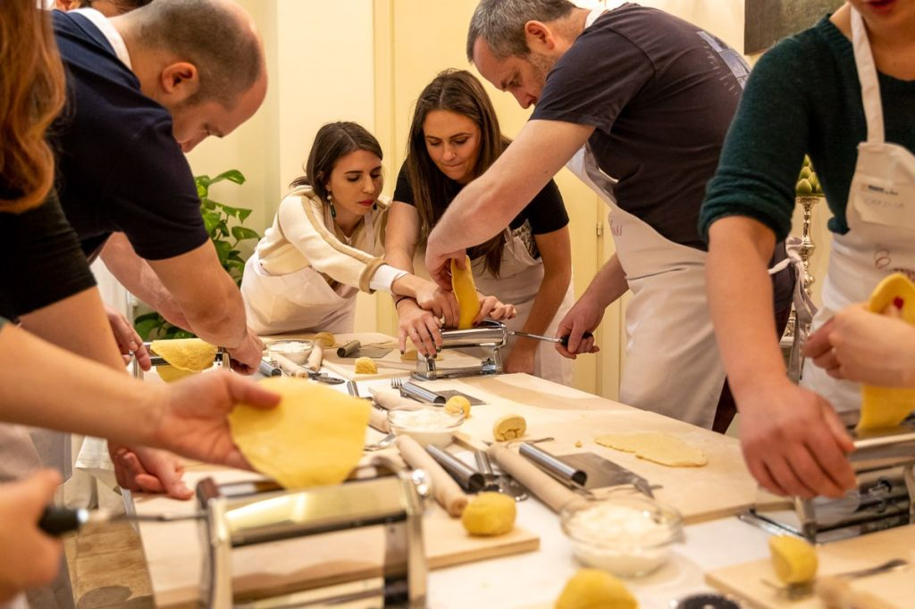 Visit to Local Market and Cooking Class at a Local's Home in Pompei