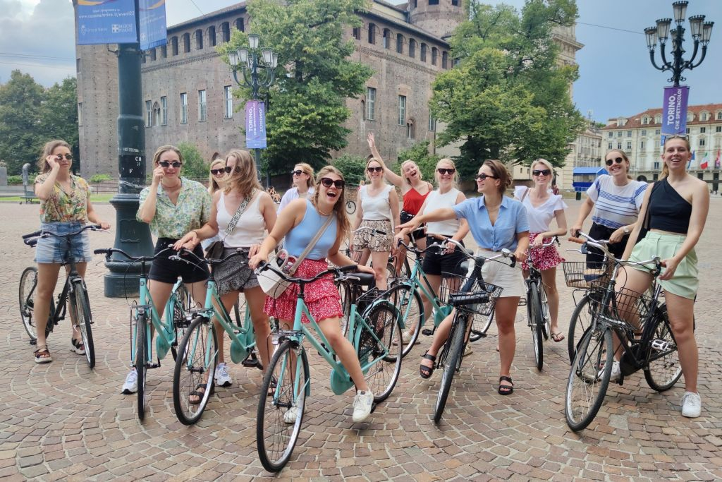Highlights and Hidden Gems of Turin Bike Tour