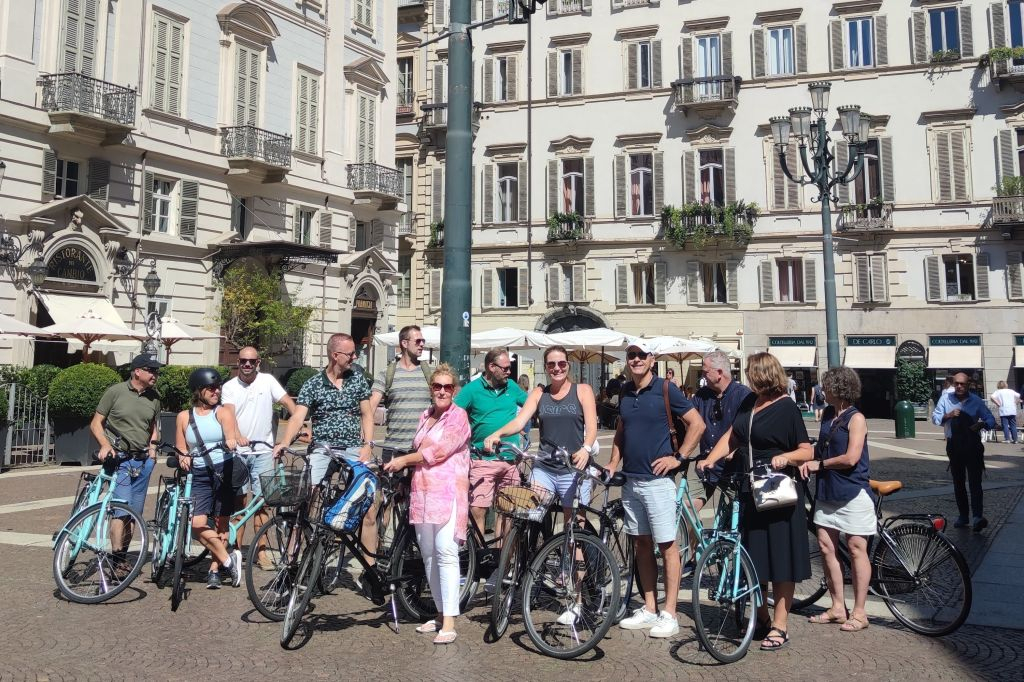 Highlights and Hidden Gems of Turin Bike Tour