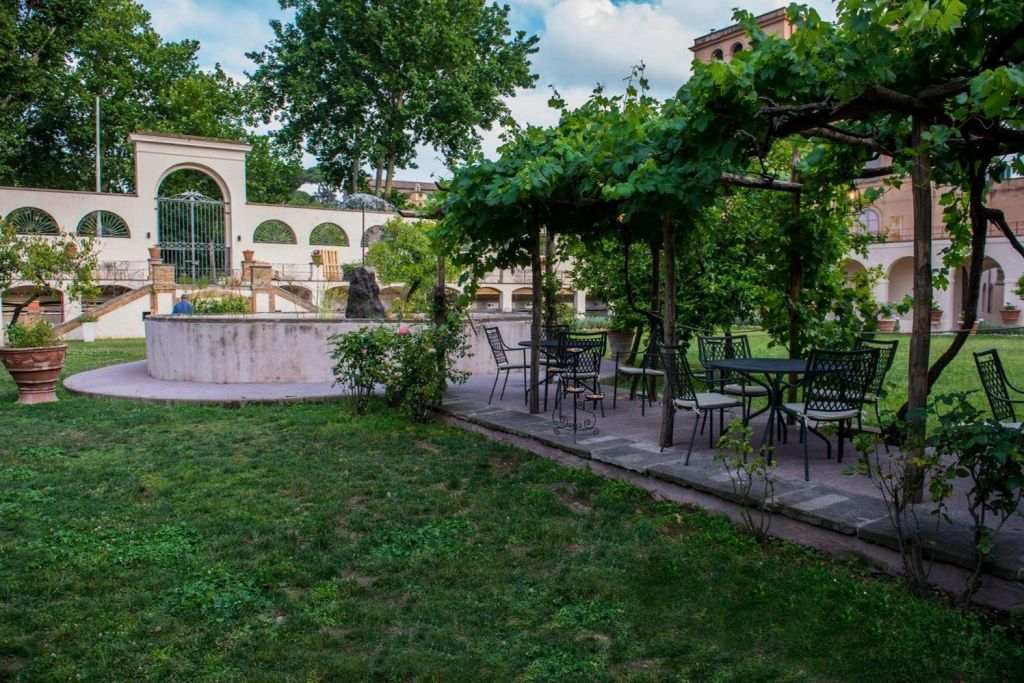 Rome: Trastevere & Jewish Ghetto Food Tour with Dinner