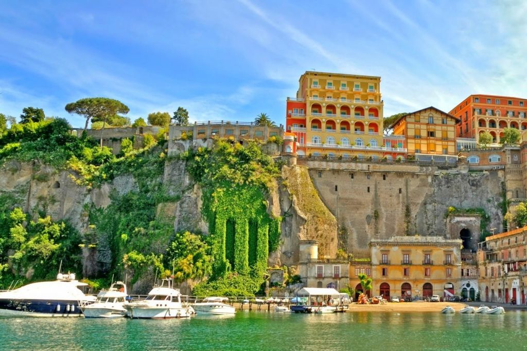 Sorrente et la côte amalfitaine en petit groupe au départ de Naples