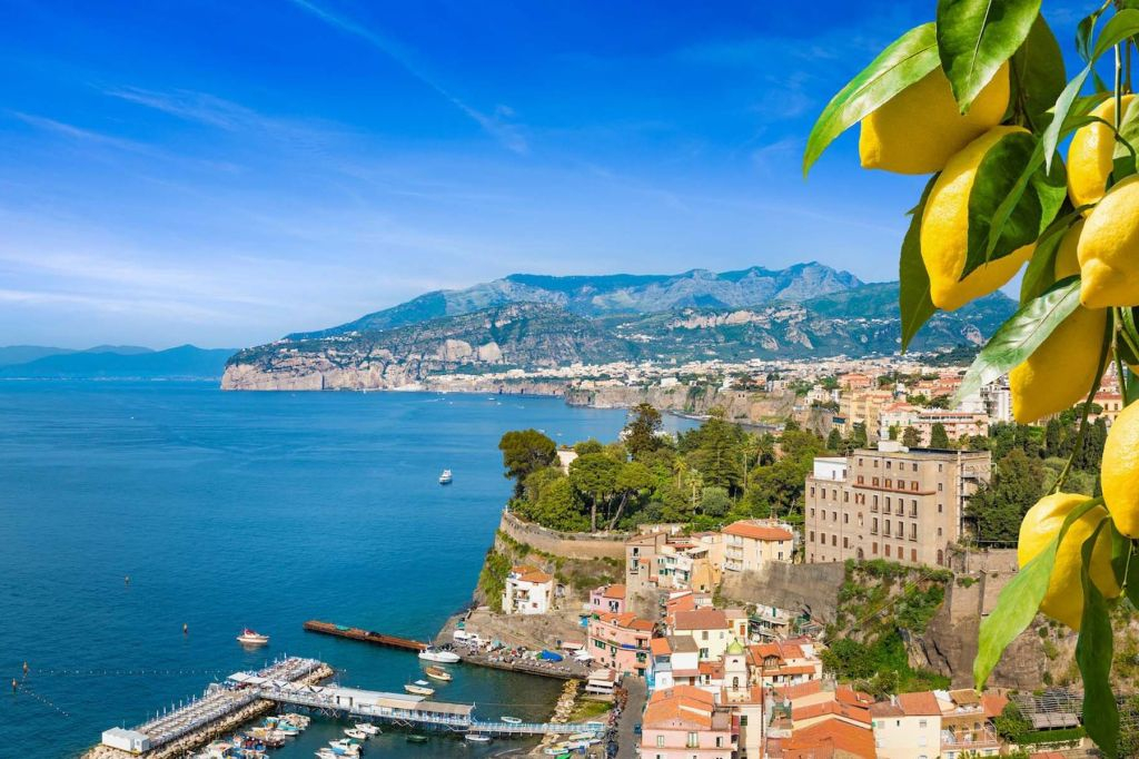 Sorrente et la côte amalfitaine en petit groupe au départ de Naples