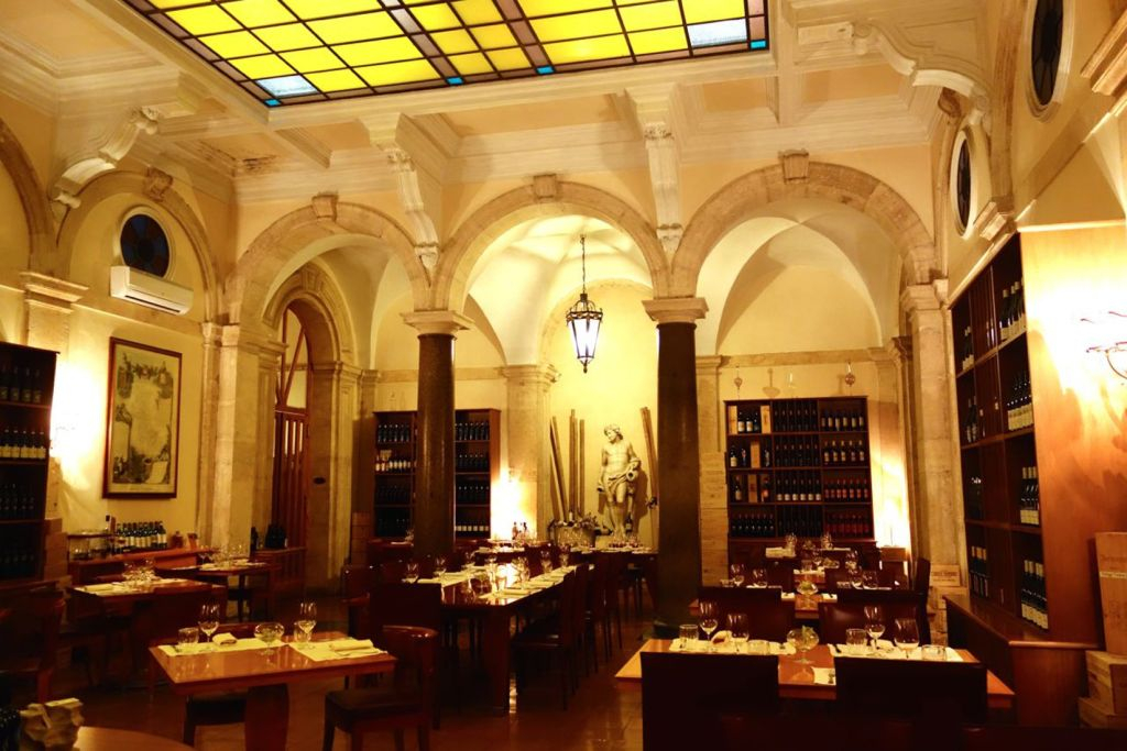 Rome: Luxury Gourmet Dinner with Wine Pairing