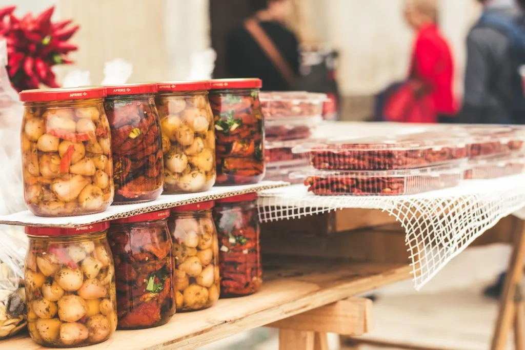 Bari Street Food: Tour a piedi o in bicicletta