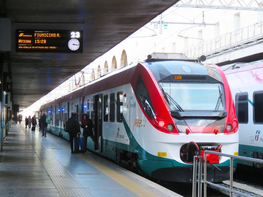 Leonardo Express: comboio do Aeroporto de Fiumicino para o centro de Roma