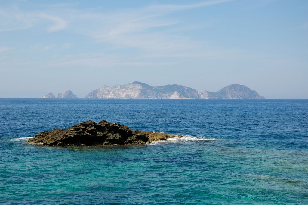 Escursione in barca di 5 ore sull'Isola di Ponza
