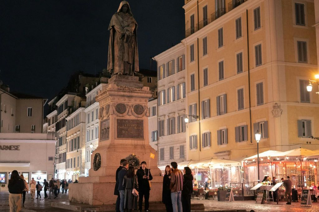 Ghost and Murder Tour in Rome