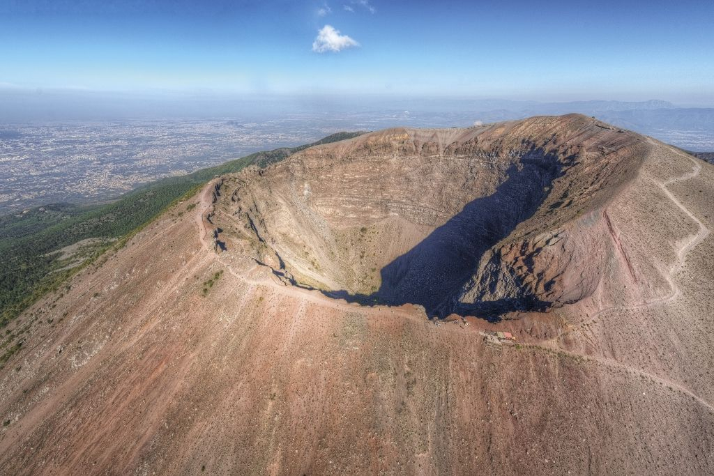Vesuvius National Park: Entry Ticket + Transport