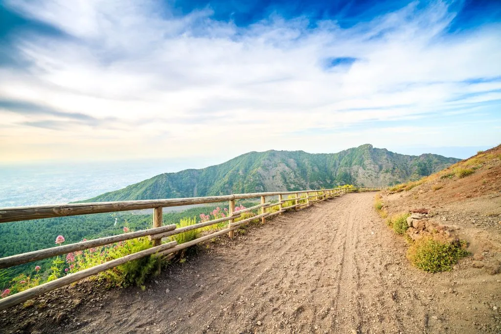 Vesuvius National Park: Entry Ticket + Transport