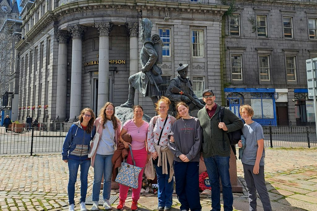Aberdeen Street City Centre Walking Tour
