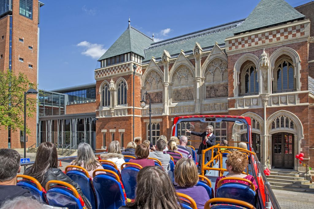 Hop-on Hop-off Bus Stratford-upon-Avon