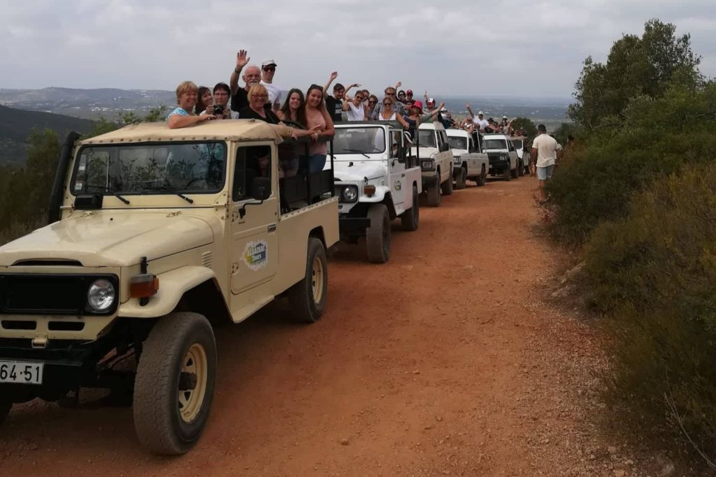 Algarve Sunset Jeep Tour with Tastings