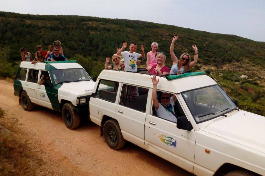 4x4 Off-Road Safari and Vineyard Wine Tasting