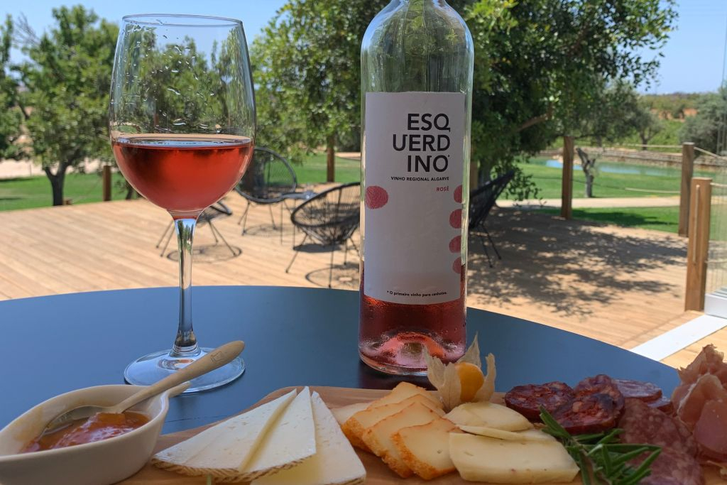 4x4 Off-Road Safari and Vineyard Wine Tasting