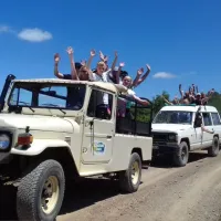 Algarve Full-Day Jeep Safari Tour with Lunch