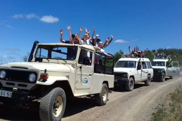 Algarve: Passeio de dia inteiro em Jeep Safari + Almoço