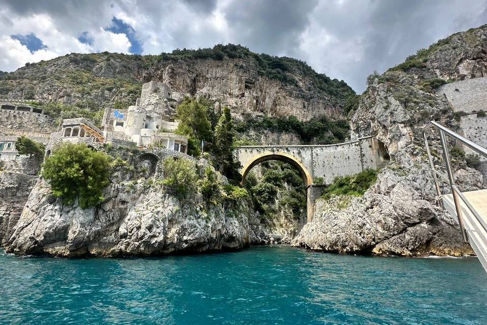 Amalfi Coast & Positano: Boat Tour with Aperitivo & Swim + Day Trip from Salerno