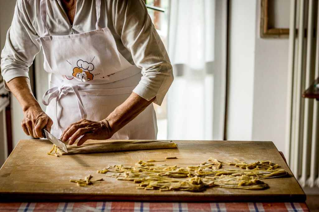 Sorrento: Small Group Pasta and Tiramisu Class