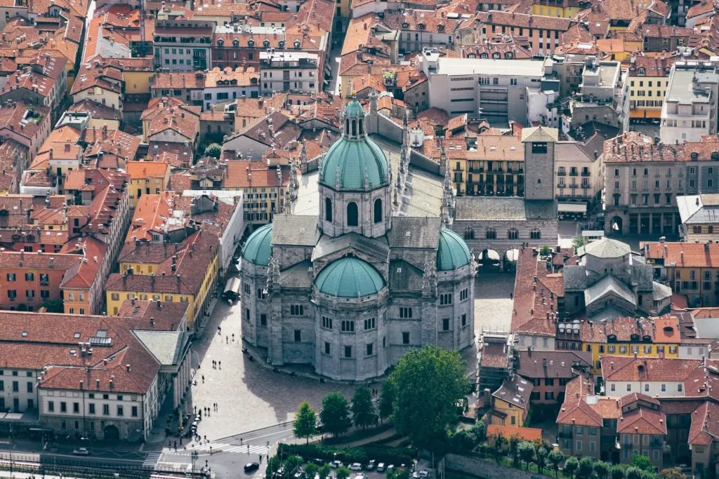 Como, Lugano e Bellagio: tour con crociera in barca