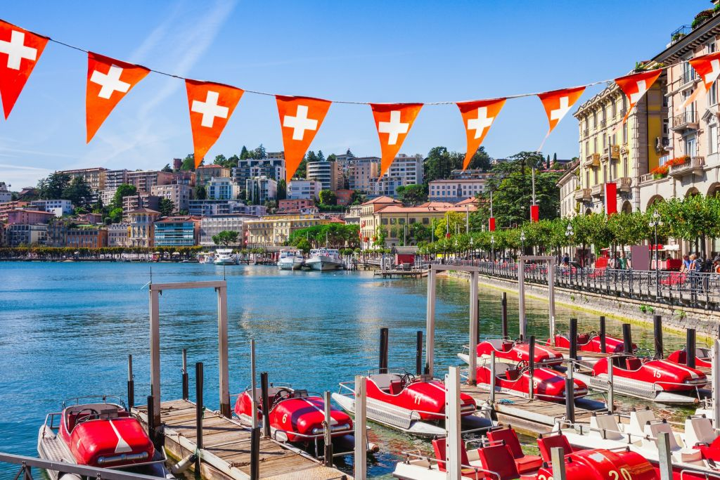 Como, Lugano e Bellagio: tour con crociera in barca