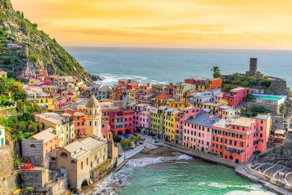 Cinque Terre & Portovenere: Day Trip + Boat Cruise from Milan