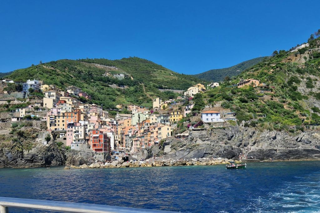 Cinque Terre e Portovenere: Gita di un giorno + crociera in barca da Milano