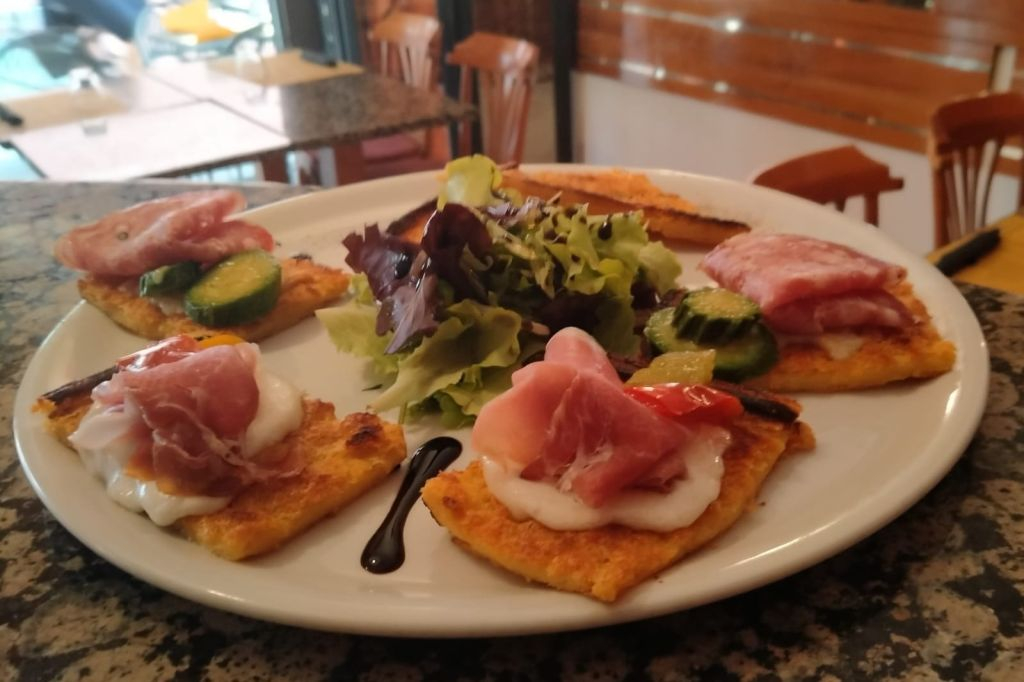 Pisa: Tour gastronomico guidato