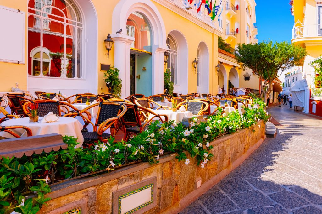 Capri & Anacapri: Small Group Boat Tour from Naples