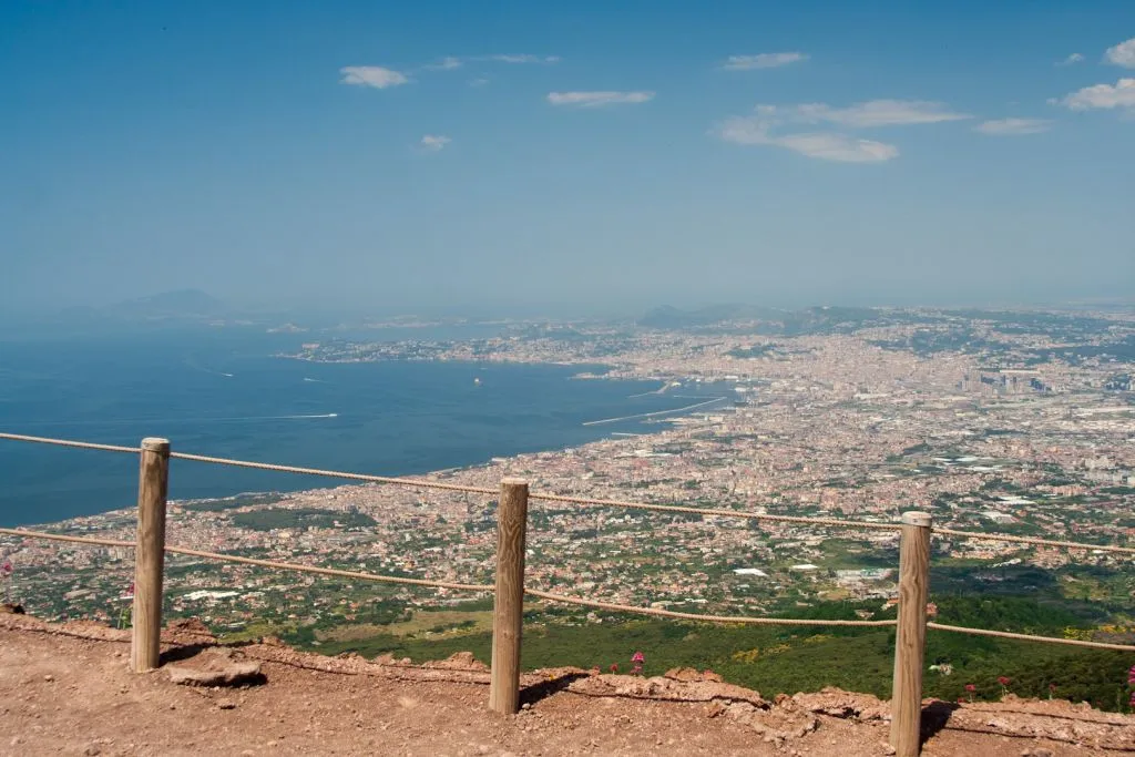 Pompei, Vesuvius & Herculaneum: Entry Ticket + Roundtrip from Naples