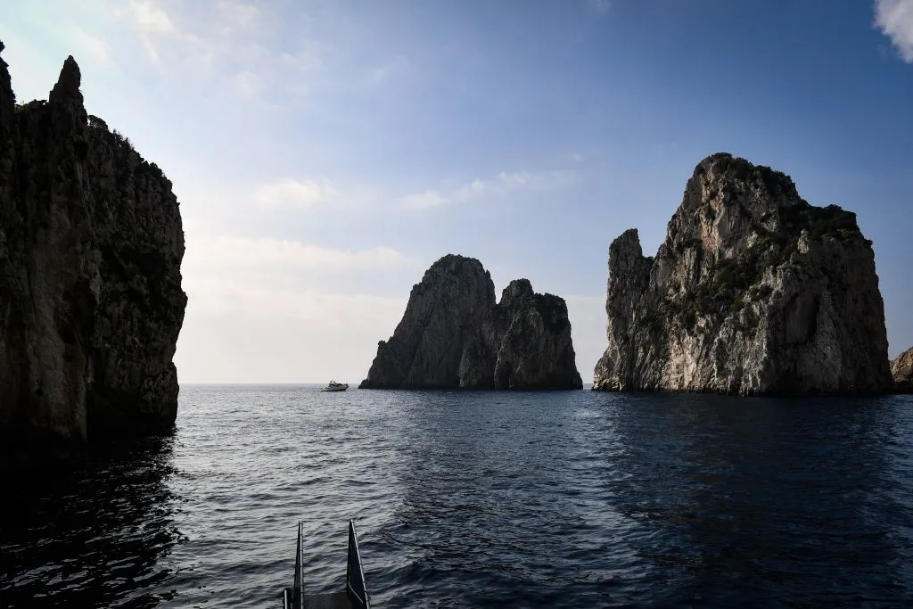 Capri: Island Boat Tour + Roundtrip from Sorrento