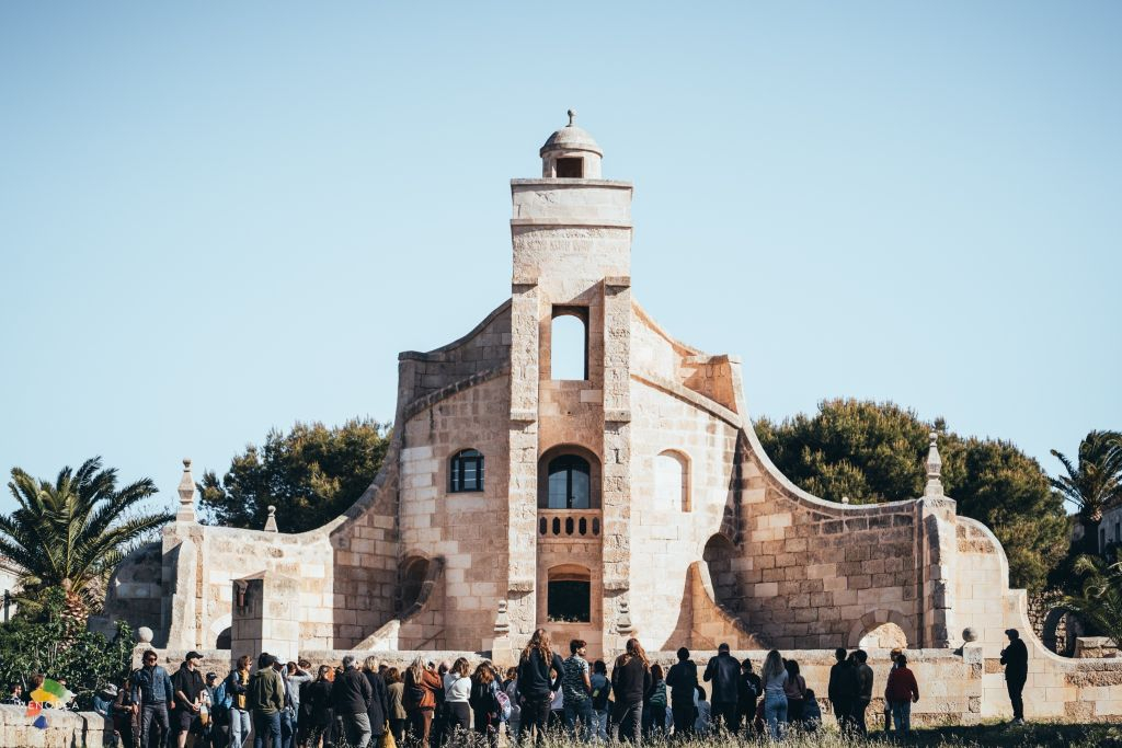 Menorca: Excursión Guiada por la Isla del Lazareto