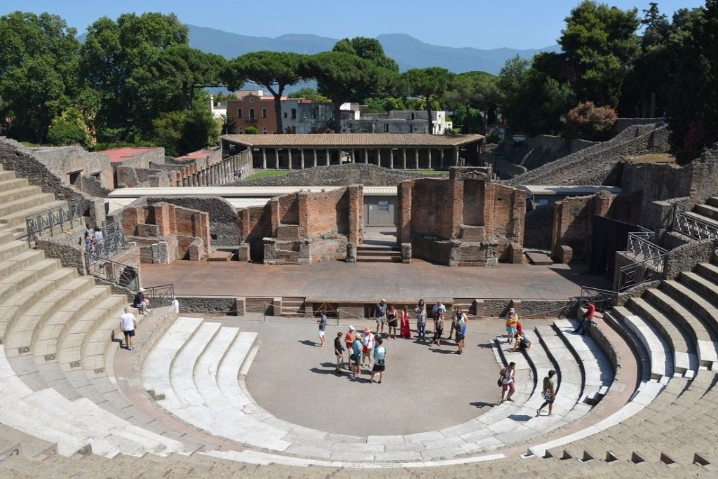 Pompei: Half Day Guided Tour from Rome