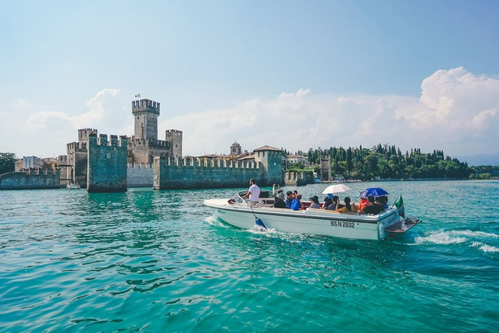 Sirmione: tour a piedi + tour in barca