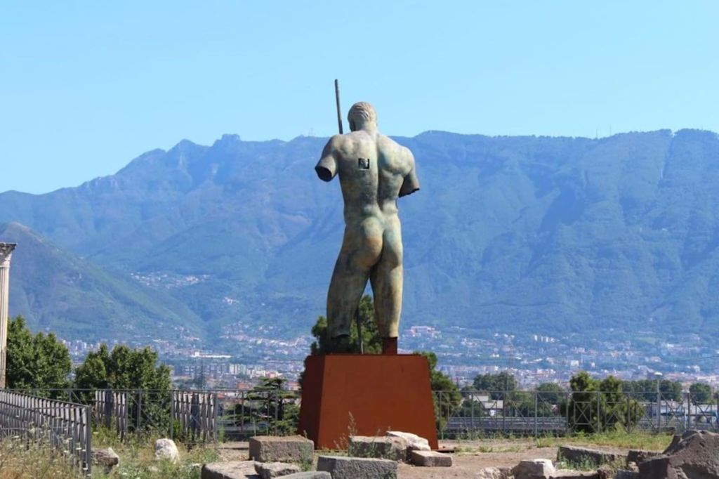 Pompeii & Positano: Day Trip from Naples