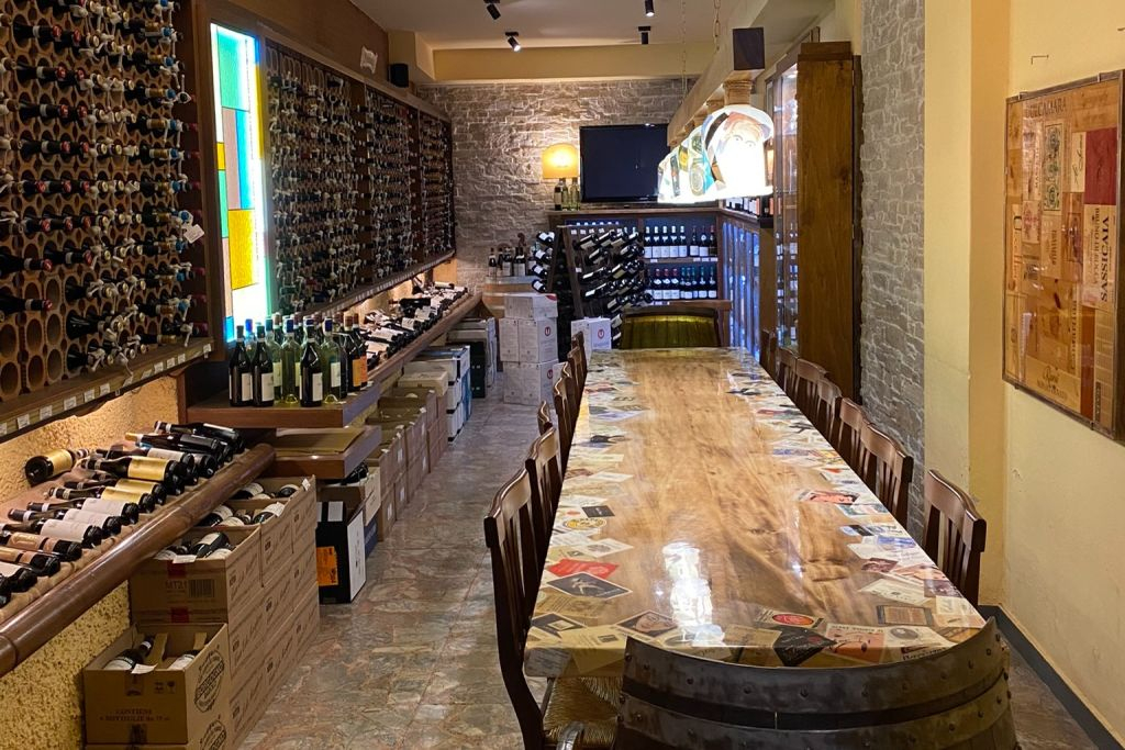 Florence: Wine Tasting + Lunch in the Historical Center
