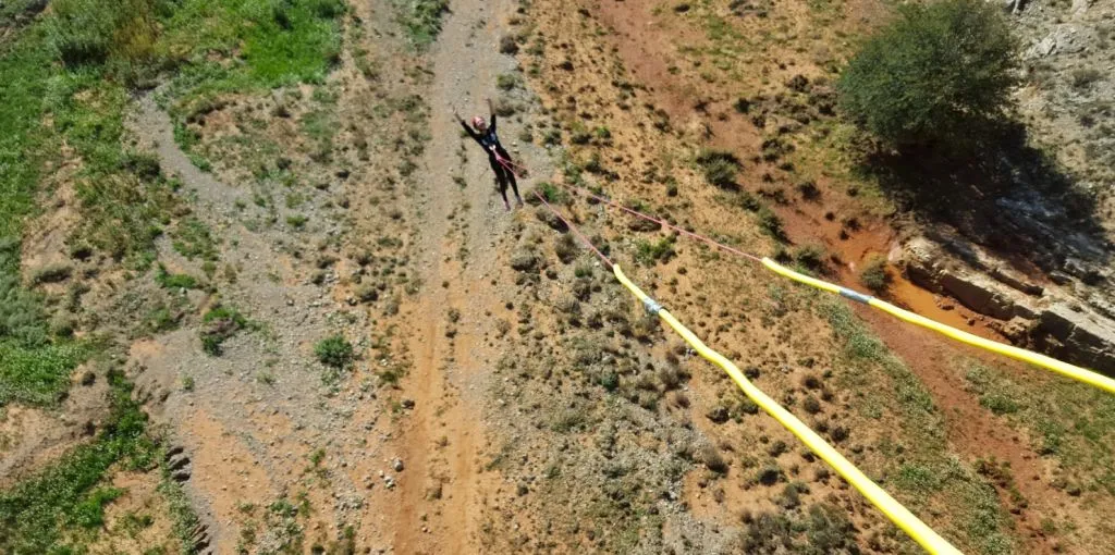 Actividades de Aventura en Teruel - Puenting en Alfambra