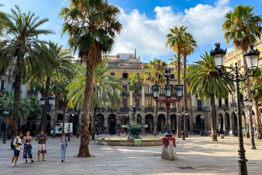 Barcelona Historic Center: Private Guided Tour