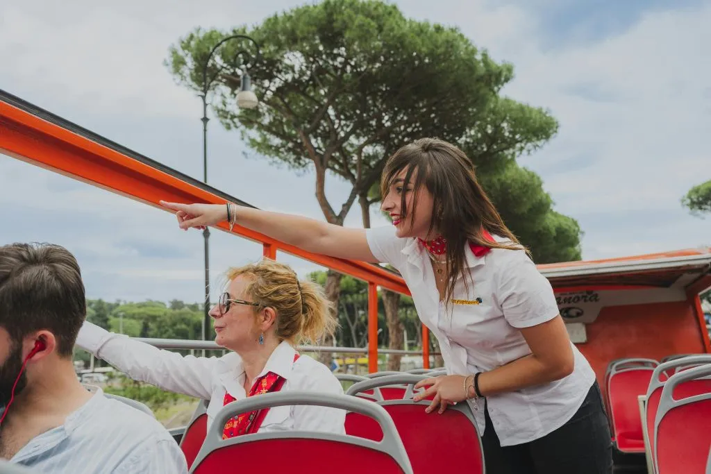 Roma: Bus Hop-on Hop-off + Trasferimenti da Civitavecchia
