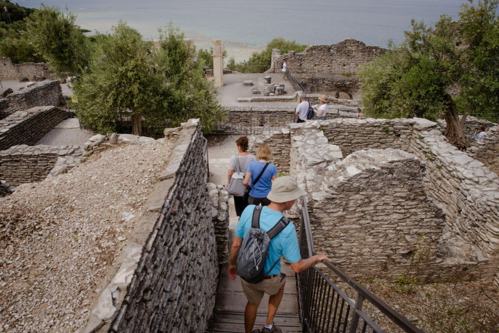 Sirmione: Tour in barca e Grotte di Catullo