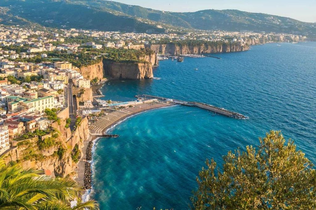 Positano, Sorrento & Amalfi: Boat Trip from Naples