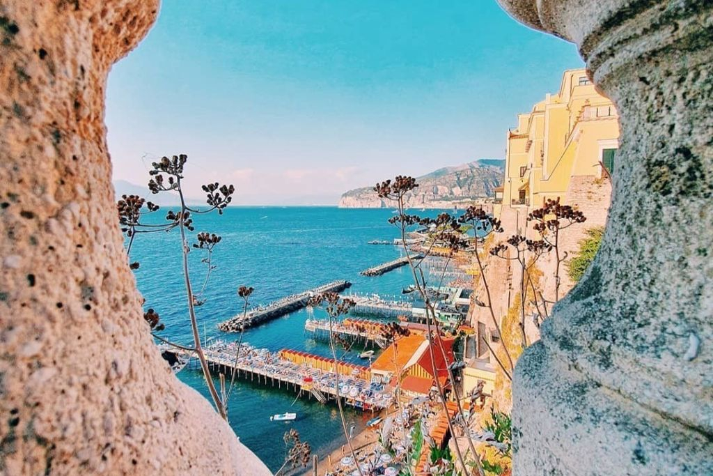 Sorrento Coast: Small-Group Boat Tour from Naples