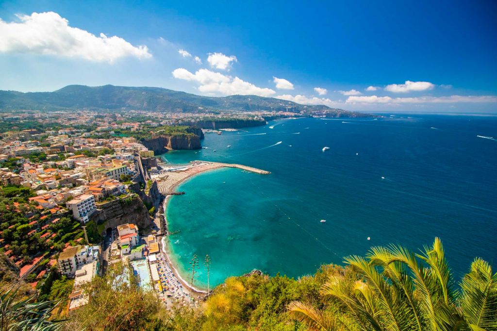 Sorrento Coast: Small-Group Boat Tour from Naples