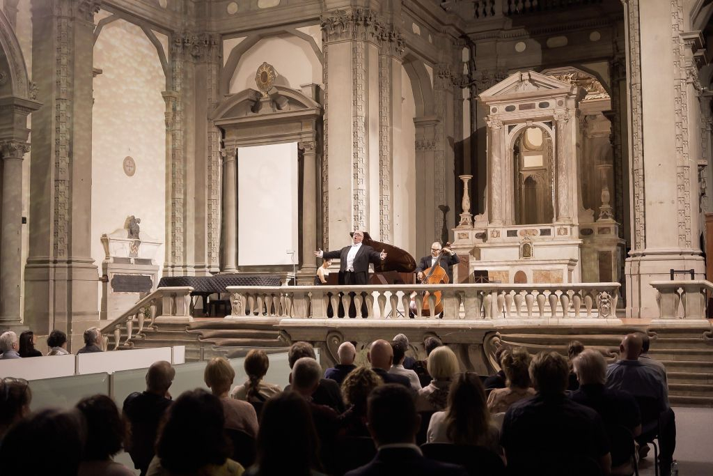 Florence: Dinner + "Three Tenors" Concert