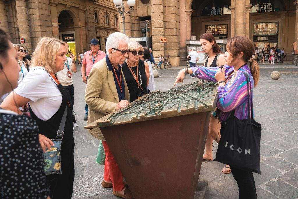 Walking Tour in Florence City