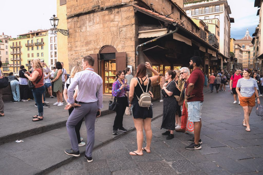 Walking Tour in Florence City