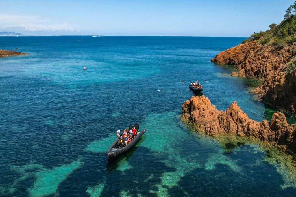 Cannes: 1.5-Hour Eclipse Escape Paddle Excursion