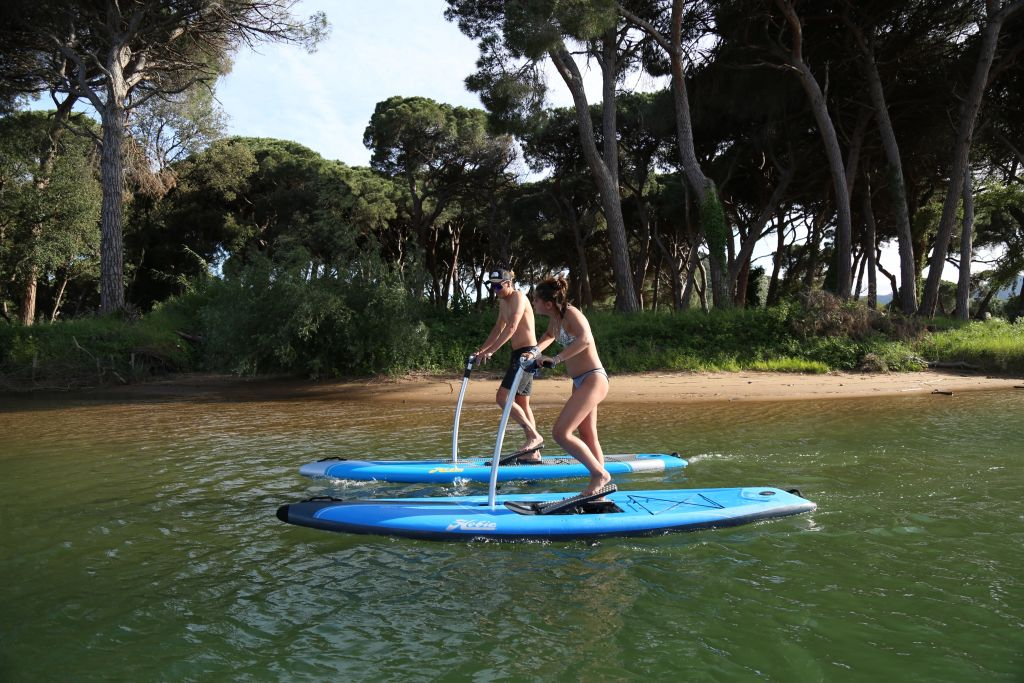 Cannes: 1.5-Hour Eclipse Escape Paddle Excursion