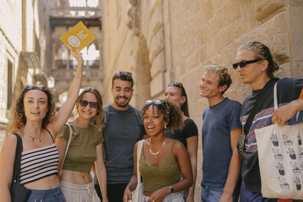 Barcelona: Historic City Walking Tour