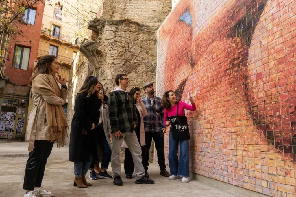 Barcelona: Historic City Walking Tour